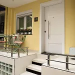 公寓 Ayaan Apartment, Lagjia 13, Plazh- *