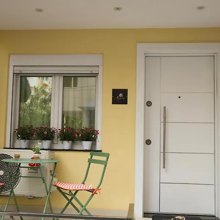 公寓 Ayaan Apartment, Lagjia 13, Plazh- *